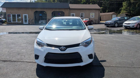 Used 2015 Toyota Corolla L image 2