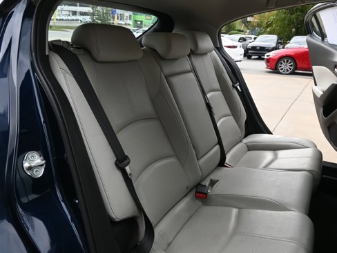 Used 2017 MAZDA MAZDA3 Grand Touring image 26