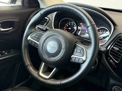 Used 2018 Jeep Compass Latitude w/ Popular Equipment Group image 11