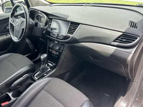 Used 2018 Buick Encore Preferred image 12