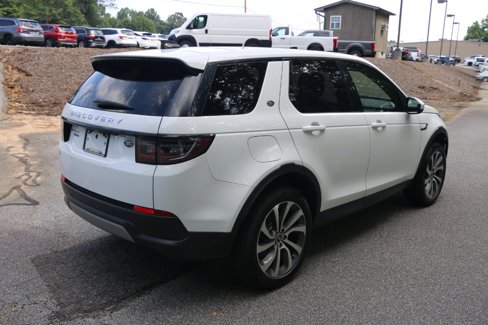 Used 2020 Land Rover Discovery Sport SE image 8