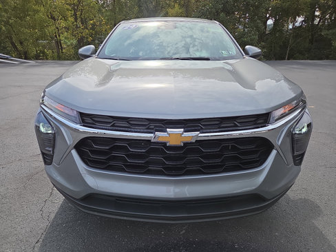 Certified 2024 Chevrolet Trax LS w/ LS Convenience Package image 9