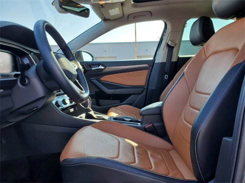 Used 2022 Volkswagen Jetta SEL image 5
