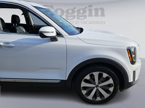 Used 2022 Kia Telluride EX w/ EX Premium Package image 8