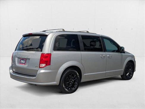 Used 2019 Dodge Grand Caravan GT image 5