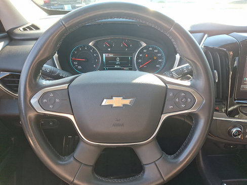 Used 2018 Chevrolet Traverse LT image 17