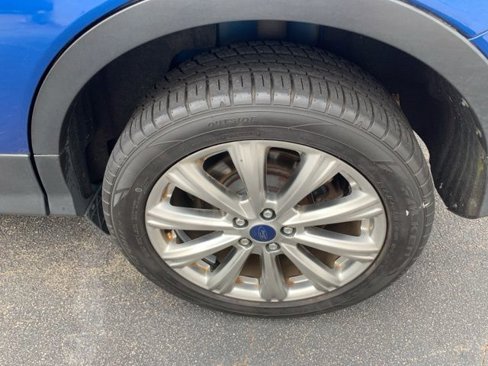 Used 2017 Ford Escape Titanium image 15