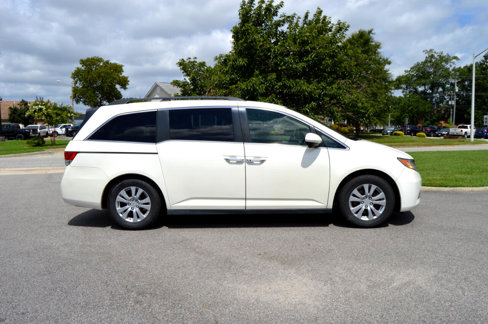 Used 2016 Honda Odyssey SE image 7
