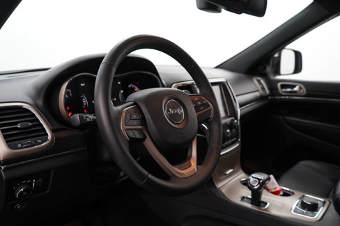 Used 2014 Jeep Grand Cherokee Limited image 18