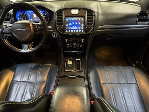 Used 2015 Chrysler 300 S w/ 300S Premium Group image 11