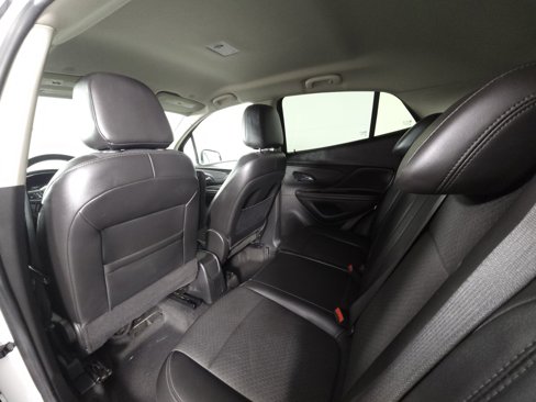 Used 2021 Buick Encore Preferred image 21