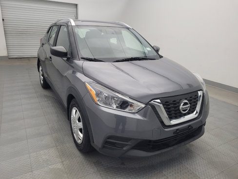 Used 2019 Nissan Kicks S image 13