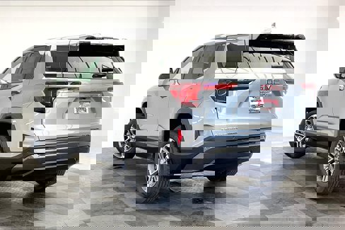 New 2025 GMC Terrain Elevation image 2