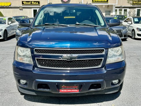 Used 2007 Chevrolet Suburban LT w/ LT Preferred Equipment Group image 1