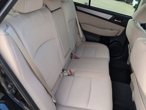 Used 2019 Subaru Outback 2.5i Premium image 20