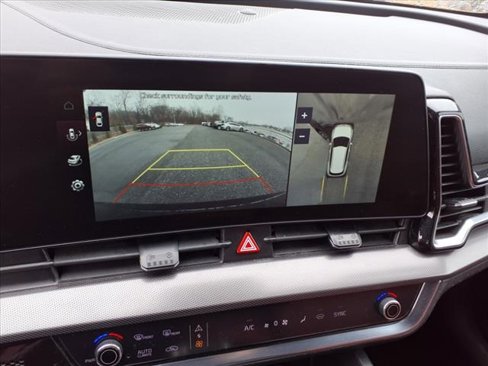Used 2023 Kia Sportage SX image 18