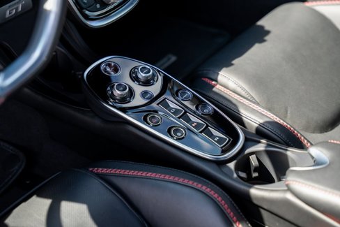 Used 2022 McLaren GT image 41