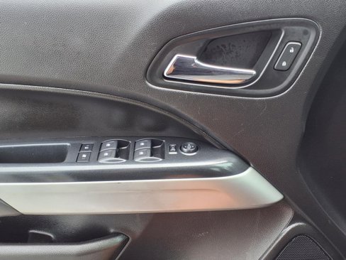 Used 2021 Chevrolet Colorado LT image 27