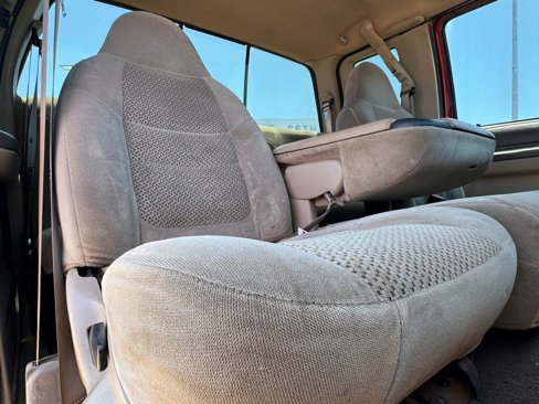 Used 2001 Ford F250 XLT image 9
