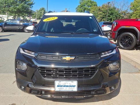 Used 2021 Chevrolet TrailBlazer ACTIV w/ Driver Confidence Package image 2