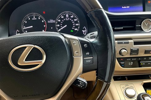 Used 2015 Lexus ES 350 w/ Premium Package image 12