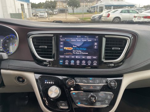 Used 2019 Chrysler Pacifica Limited w/ Advanced Safetytec Group image 10