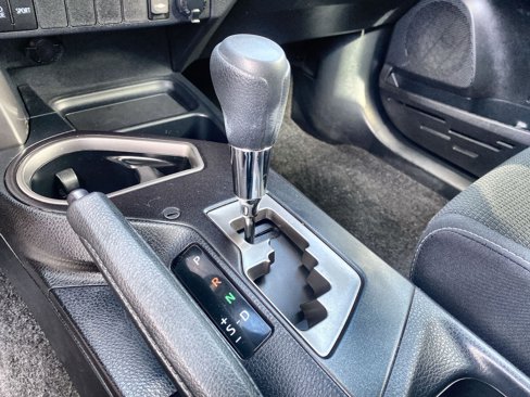 Used 2018 Toyota RAV4 XLE image 15