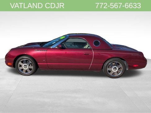 Used 2004 Ford Thunderbird image 6