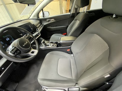 Used 2024 Kia Sportage LX image 20