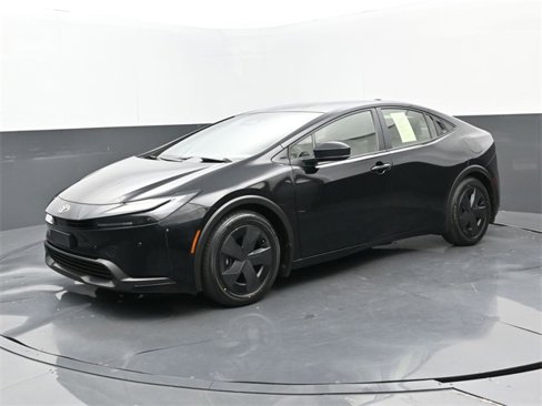 Used 2023 Toyota Prius LE image 22