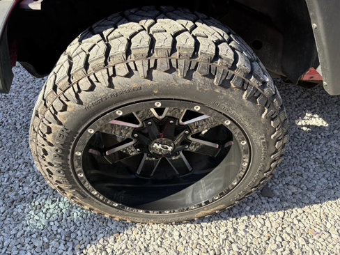 Used 2009 Jeep Wrangler Rubicon w/ Dual Top Group image 12