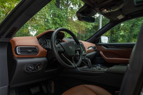 Used 2022 Maserati Levante Modena image 18
