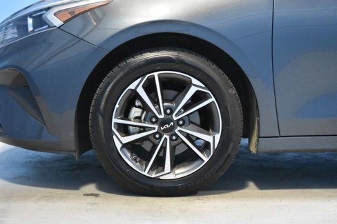 Used 2023 Kia Forte LXS image 24