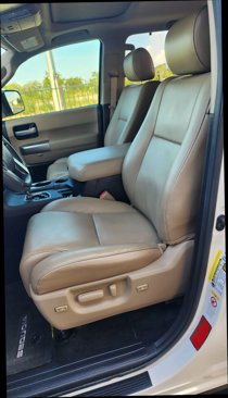 Used 2018 Toyota Sequoia Limited image 30