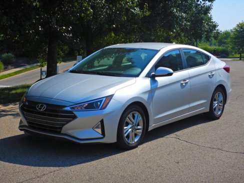 Used 2019 Hyundai Elantra SEL image 1