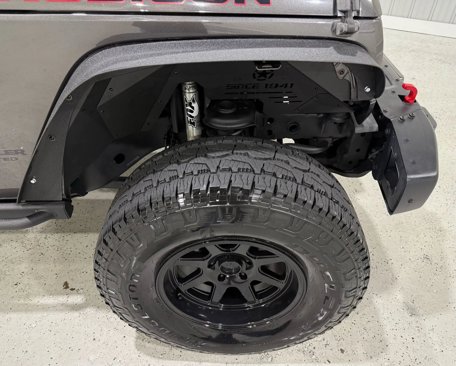 Used 2016 Jeep Wrangler Unlimited Rubicon image 7