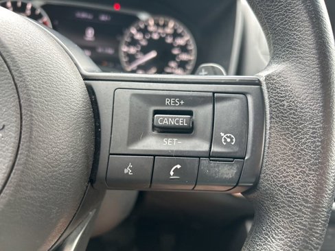 Used 2023 Nissan Rogue S image 20