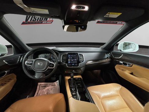 Used 2017 Volvo XC90 T6 Momentum w/ Vision Package image 29