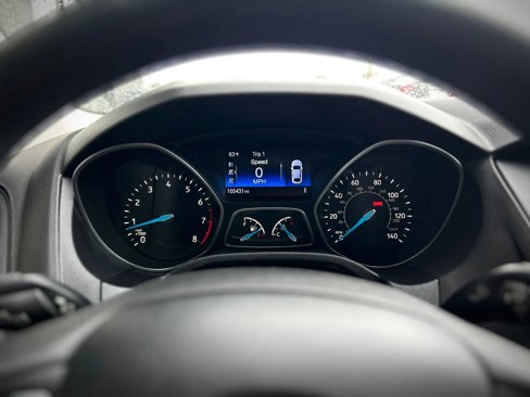 Used 2017 Ford Focus SE image 13