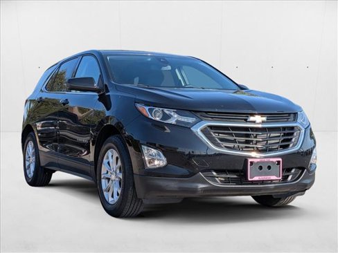 Used 2020 Chevrolet Equinox LT image 3