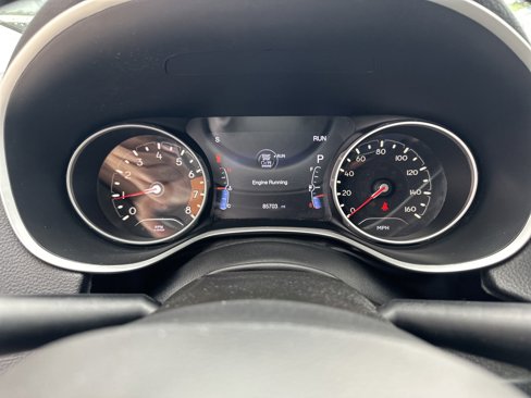 Used 2020 Jeep Compass Limited image 11