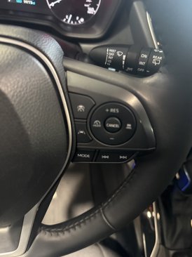 Used 2023 Toyota Corolla Cross LE image 35