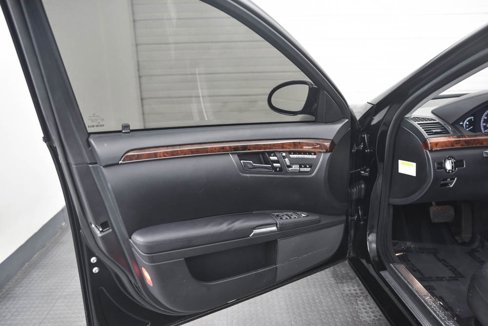 Used 2008 Mercedes-Benz S 550 4MATIC image 9