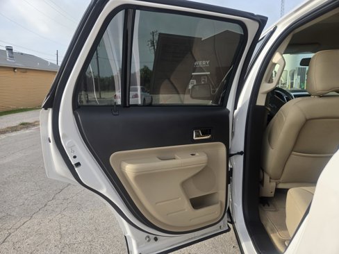 Used 2009 Ford Edge SEL image 6