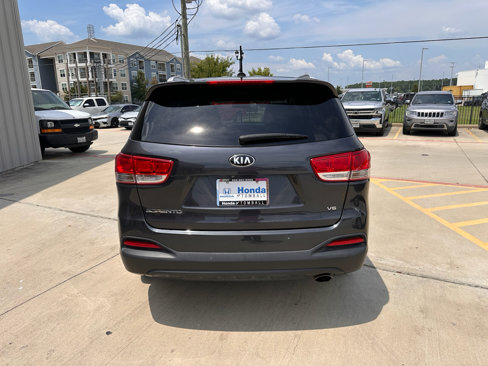 Used 2018 Kia Sorento LX image 7