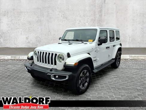 Used 2018 Jeep Wrangler Unlimited Sahara w/ Dual Top Group image 4