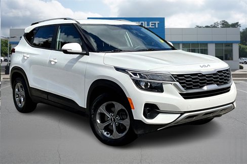 Used 2022 Kia Seltos LX image 3