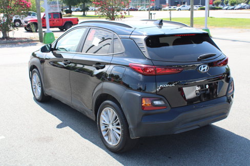 Used 2021 Hyundai Kona SEL Plus w/ Cargo Package image 6