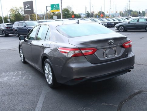 Used 2019 Toyota Camry LE image 7