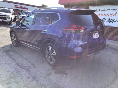 Used 2018 Nissan Rogue SL image 3